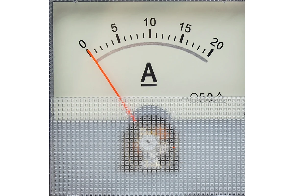 Зарядное устройство для автом.аккумулятора (20А) 12V BT-6030 // AVS