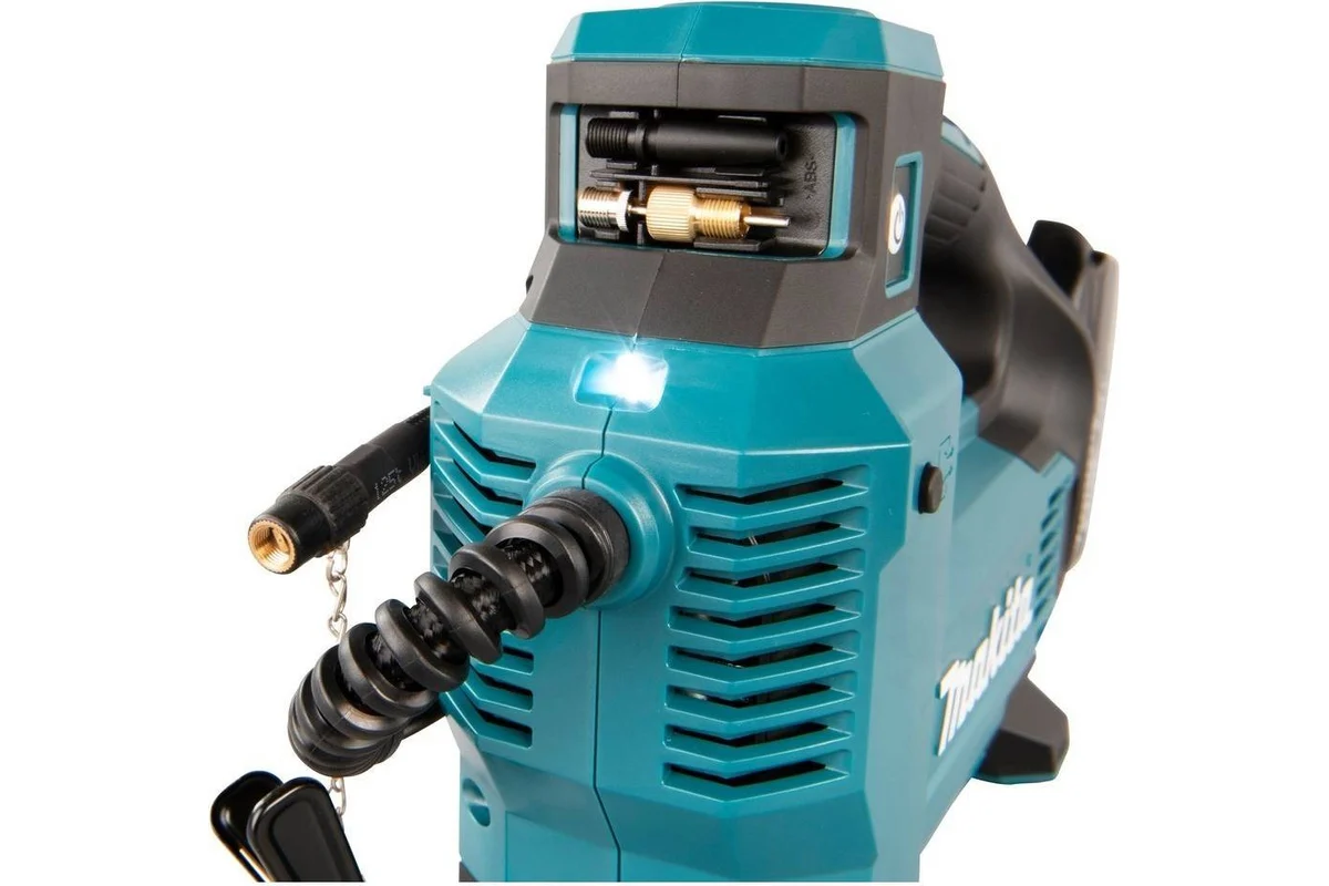 Makita Насос автомобильный аккум. LXT 15B, 11,1 бар, 3 скорости, XPT, насадки, без аккум. и з/у.