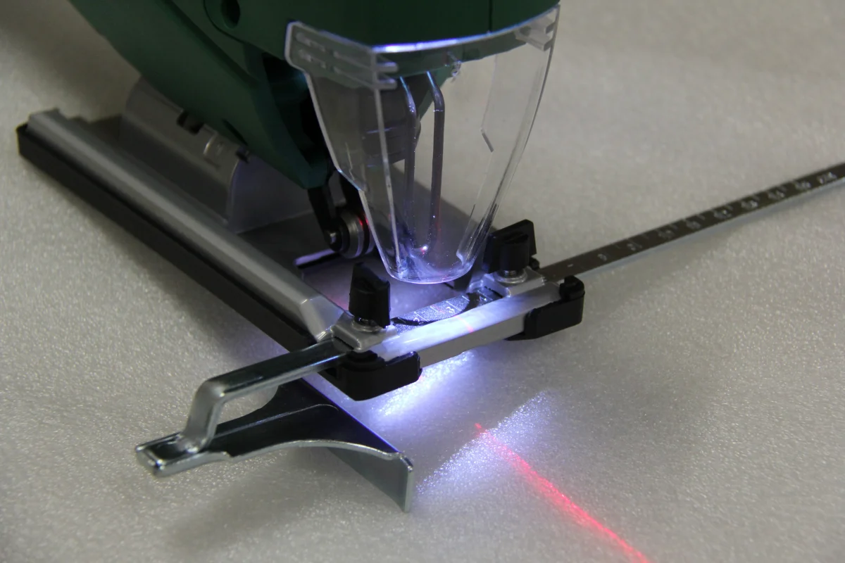 Лобзик STATUS JS800 PRO 800Вт, 100/10мм, быстр., лазер,обдув,подсв.,маятн., 800-3000ходов/мин, 2.5кг