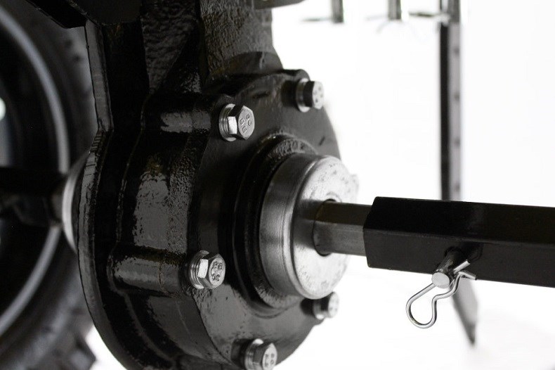 Мотоблок HUTER MK-9500, 9л.с.,4хт.дв.250см3.,бак 6л, ш.обр.115см, 120кг