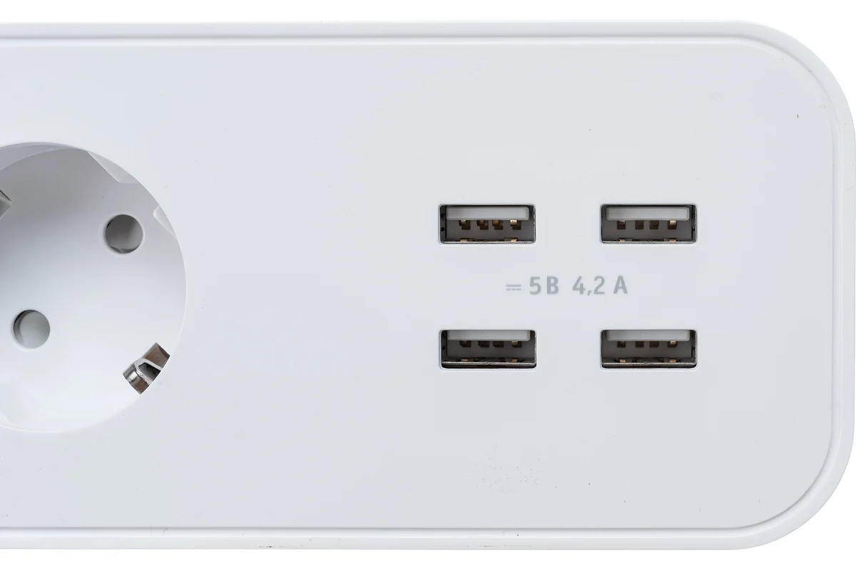 Navigator Wi-Fi сет. удл. ДУ/РУ 3 роз.+4USB 16A (3680Вт) 1.5м таймер, счетчик NSH-PE-01-WiFi 14557