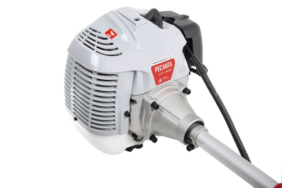 Бензотриммер РЕСАНТА БТР-1300Р 2-х тактный, мощность 1300Вт,9500об/мин, разборная штанга.