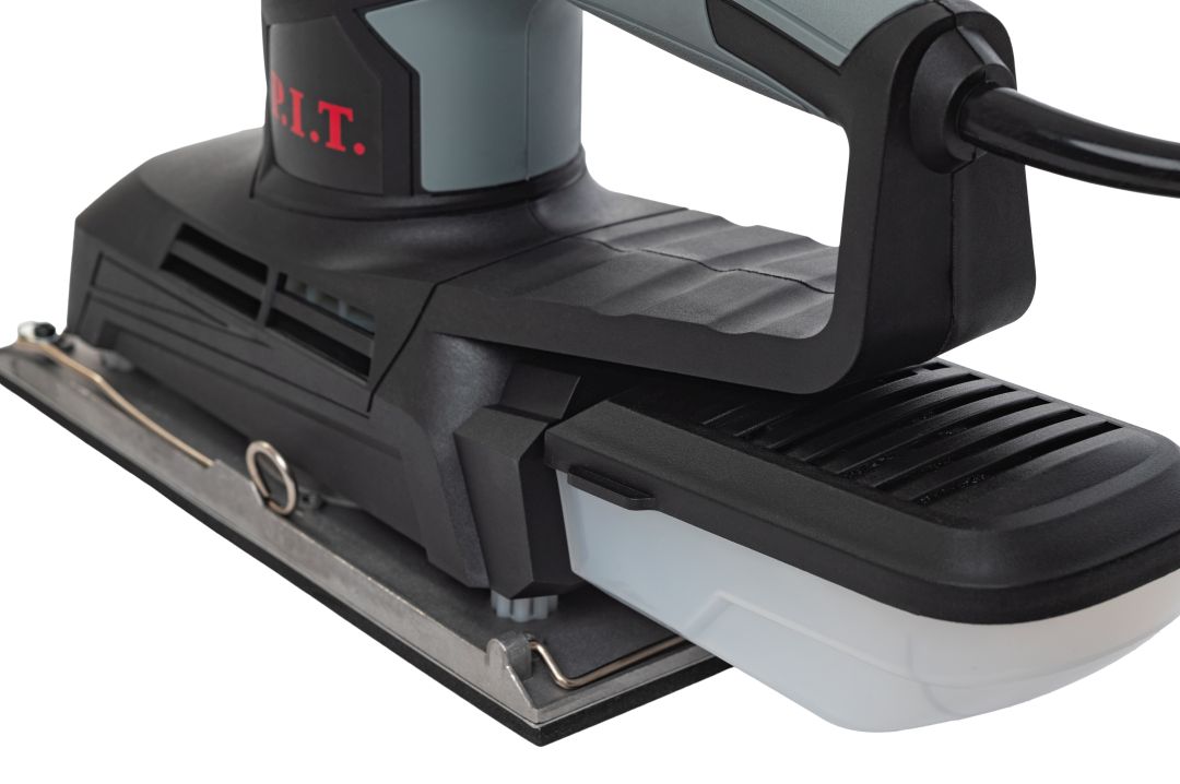 Шлифмашина вибрационная электрич. P.I.T. PSP400-C1 (400Вт, подошва 230х115мм, 6000-11000 ход/мин)