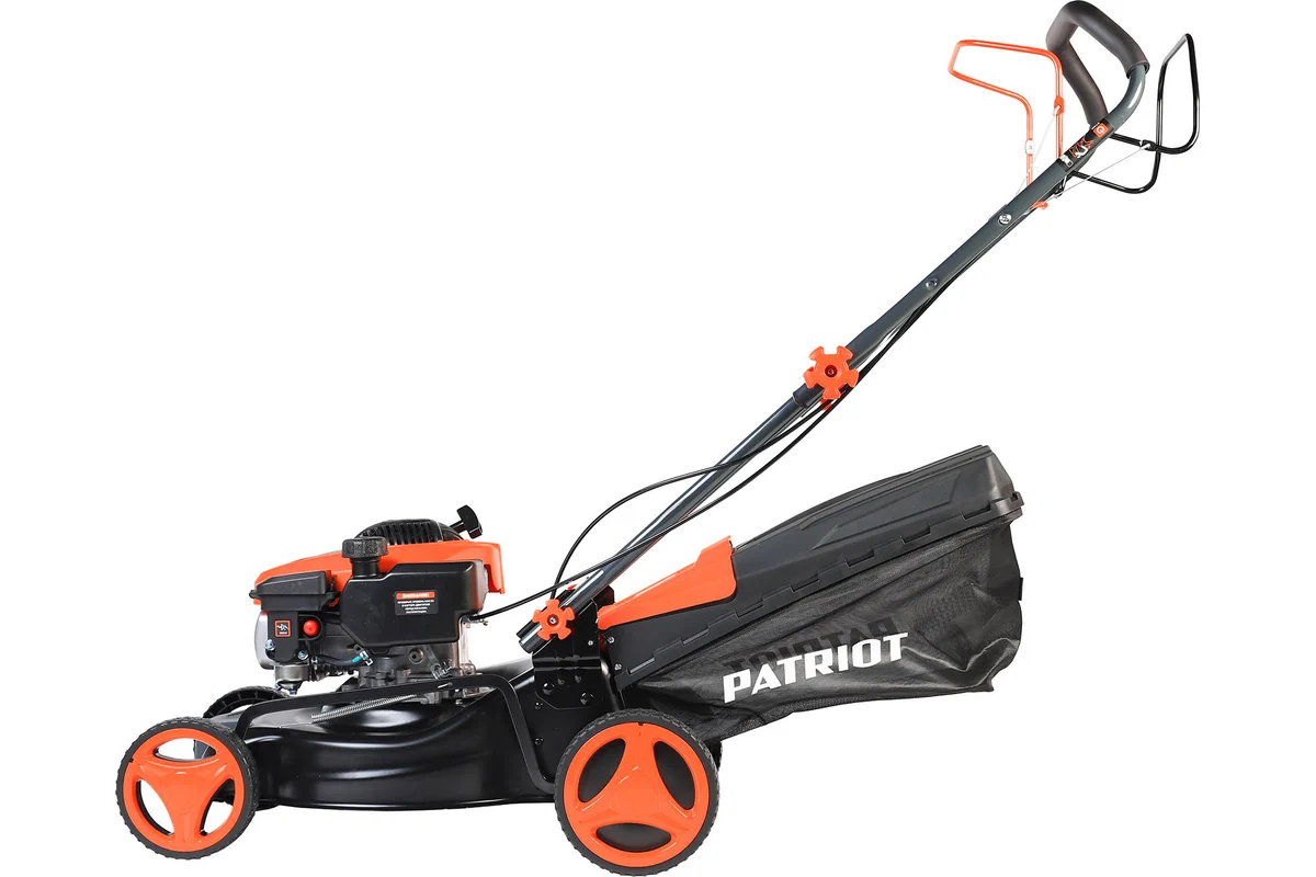 Бензиновая газонокосилка PATRIOT PT 42LS 4.0л.c. 42см, травосборник 40л