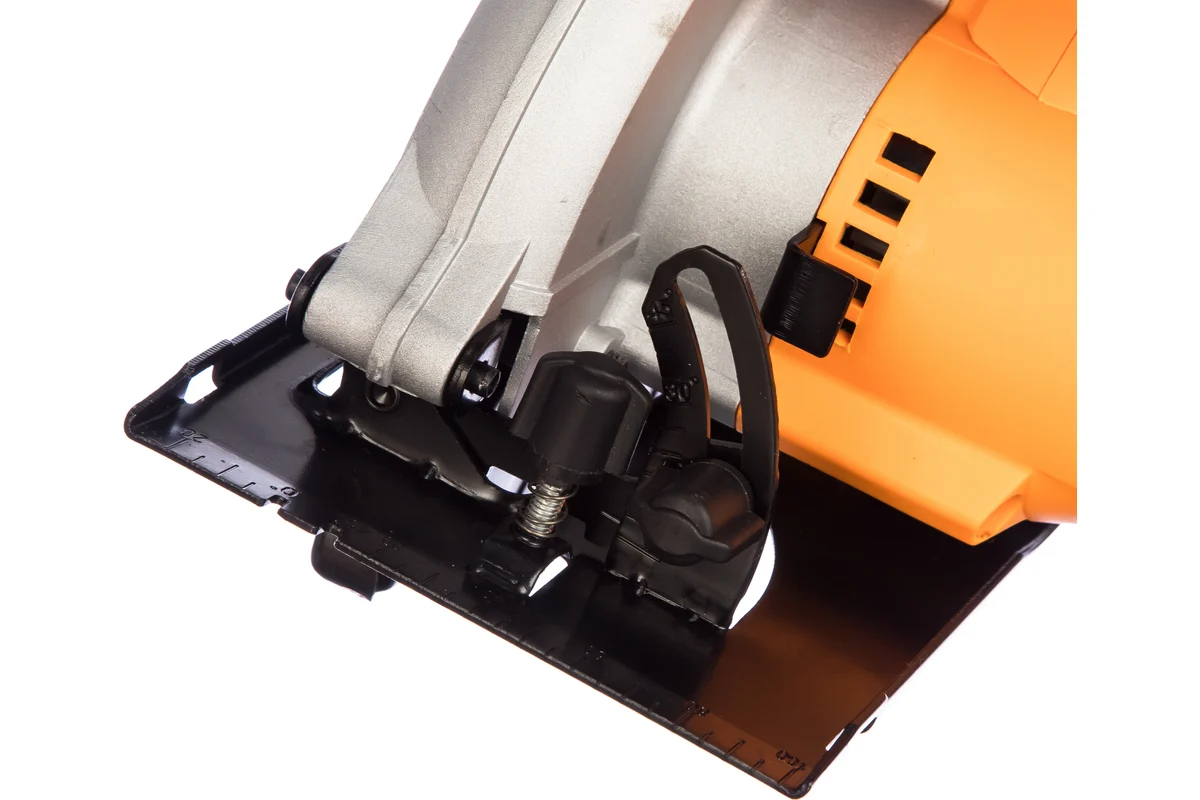 Дисковая пила ДП-160/1300 Вихрь, 1300Вт, 5500 об/мин, диск 160х20мм, гл. пропила 52 мм, 4,4 кг