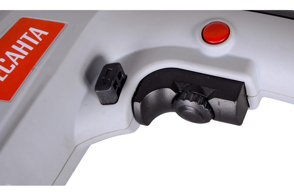 РЕСАНТА ДУ-15/680 Дрель ударная, 680 Вт. 1-ск, КЛП 13 мм, 3000 об/мин, дер./сталь 25/13 мм