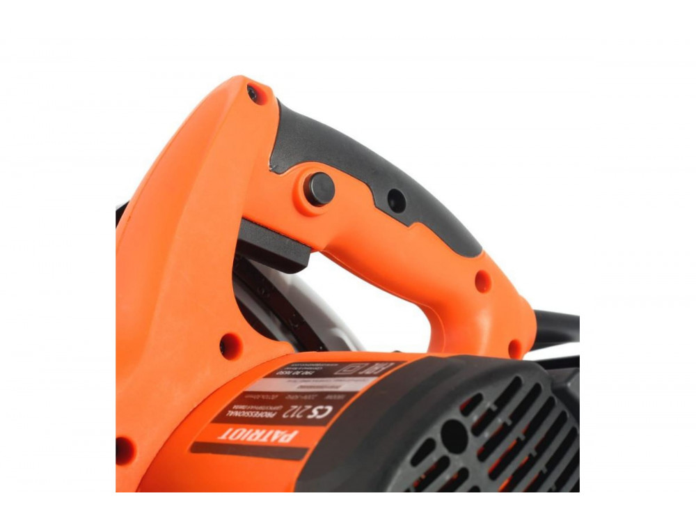 Пила циркулярная PATRIOT CS 212, мощность 1800Вт, пильный диск 210х30 мм