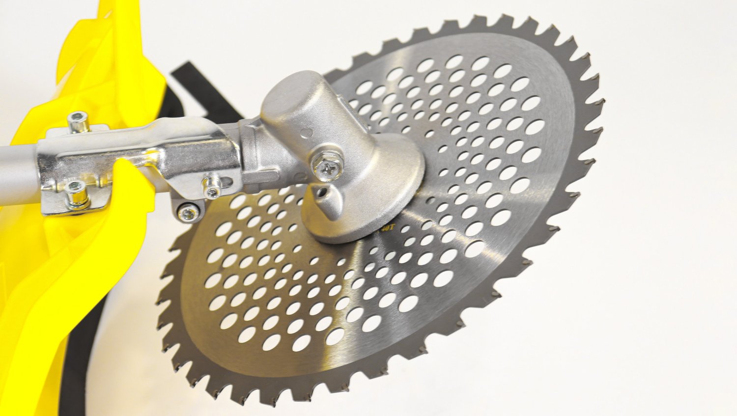 Бензотриммер CHAMPION Т463S-2 PRO(неразъем.прям. 1,7кВт 47см³ 8кг HT22+40/255/25,4 U-ручка лег.старт