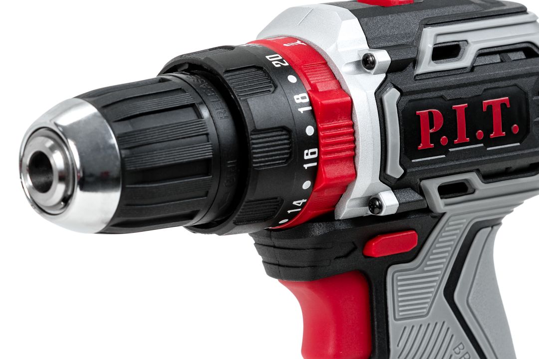 Дрель ударная аккум. бесщёточная P.I.T. PSR18-D4 (20В, 40Нм, 2ск, БЗП 10мм, 2 акб 1,5Ач, ЗУ, кейс)