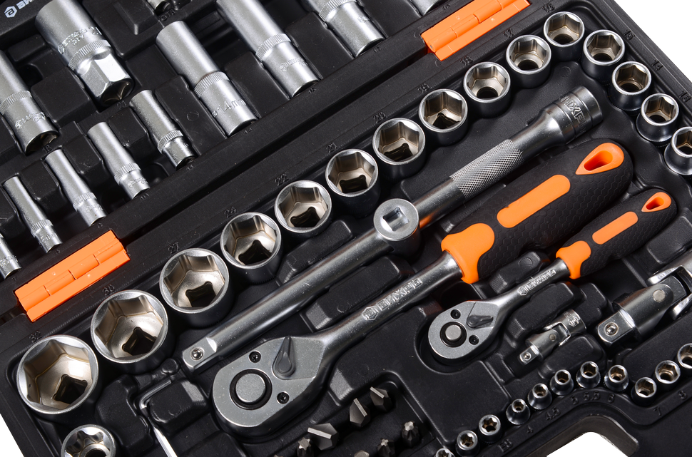 Набор инструментов , 1/2", 1/4", CrV, в кейсе 108 предм Вихрь