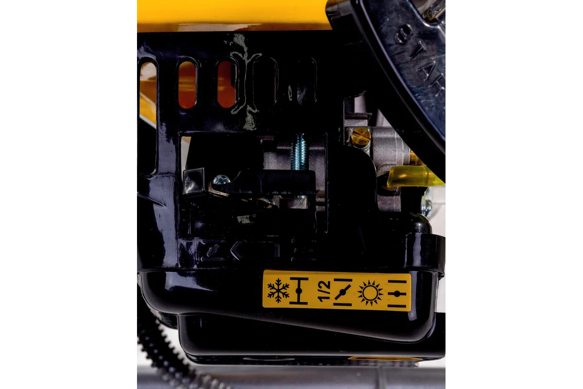 Бензобур CHAMPION AG352  без шнека, 2х-тактн, 1.4 кВт/1.9 л/с, бак 0,98 л, 9,4кг