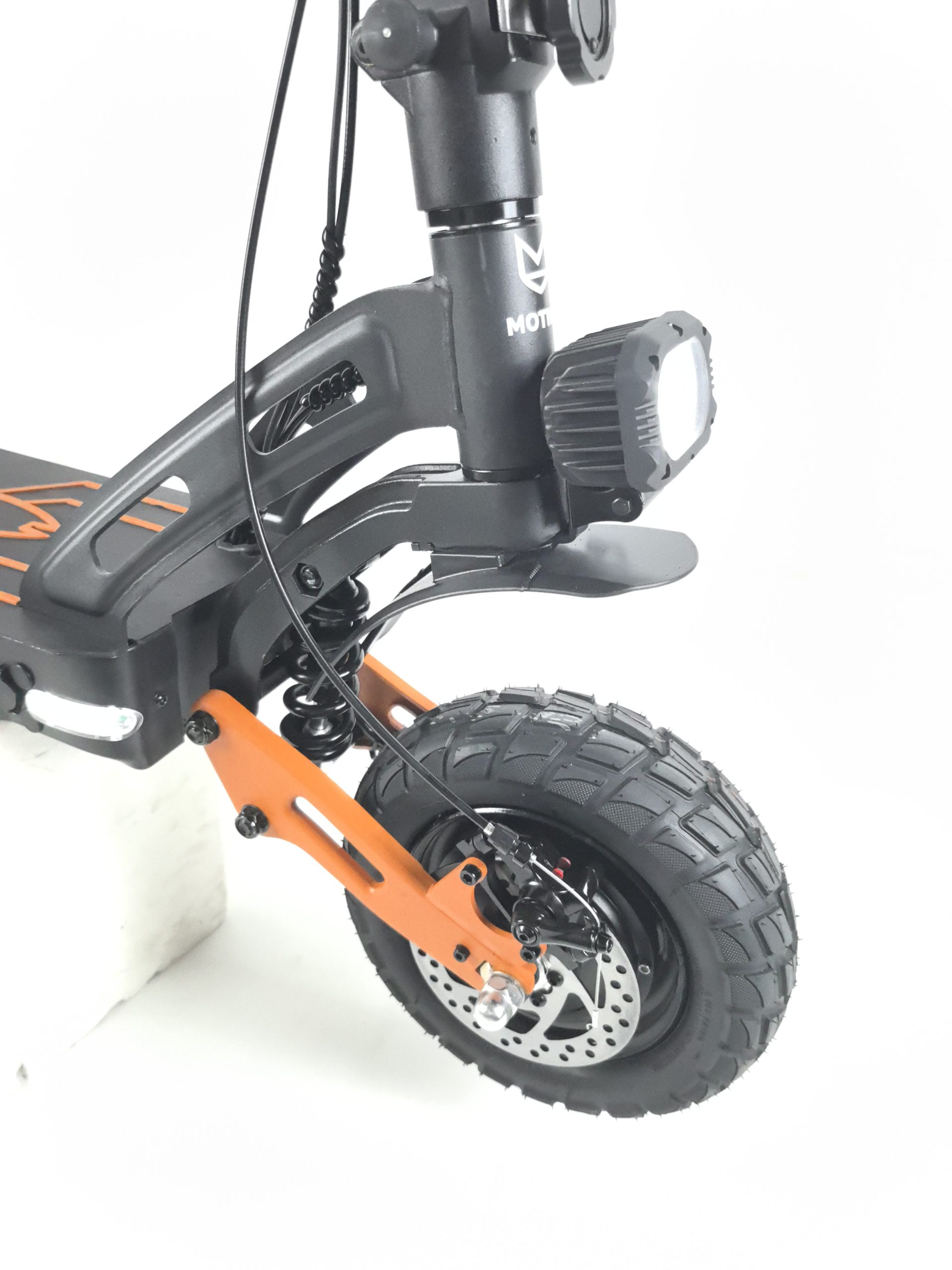 Электросамокат MOTIKO G3 Pro, акк.Li 48V 15.6Ah, дв. 48V 115/30H, max. ск. 40-45км/ч,
