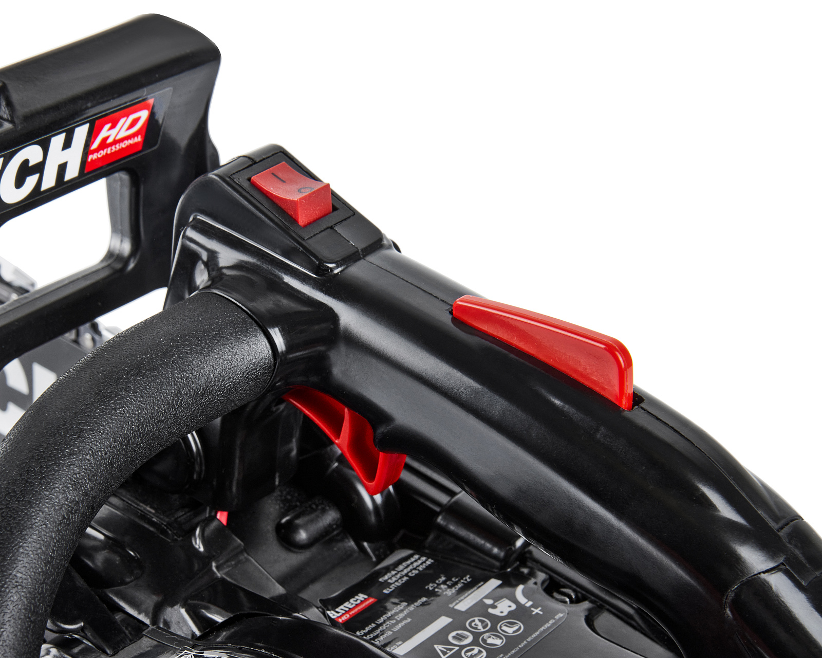 ELITECH CS 2514T (E1611.003.00) Бензопила,25см3,1.0кВт\1.2л.с.,шина30см,3200-12700об\мин,шаг-3\8",па