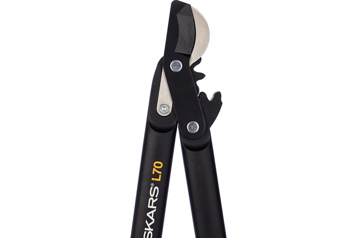 Сучкорез плоскостной L70 FISKARS PowerGear с загнутыми лезвиями малый (112190)