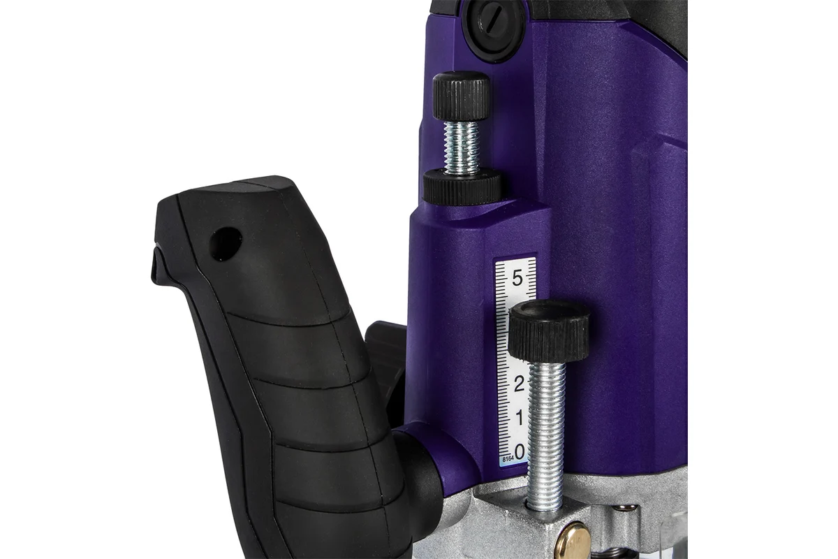 Фрезер сетевой ПУЛЬСАР ФЭ 2200C (2200Вт, 6;8;12 мм, 12000-23000 об/мин, кейс, 5,9 кг