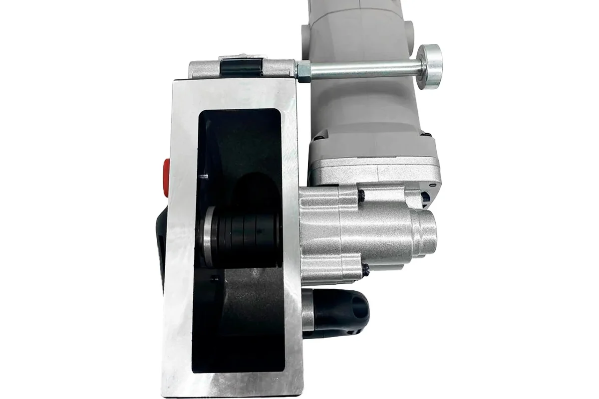 Штроборез сетевой CROWN CT13683-150 1700Вт,7000 об/мин,150мм, 22,2мм, шир.п. 8-42мм, гл.10-50мм.