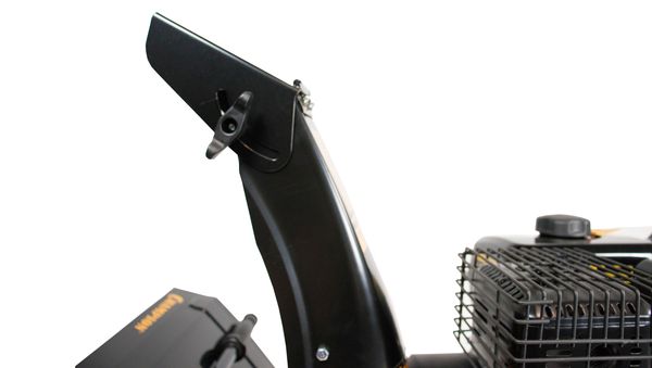 Снегоотбрасыватель CHAMPION ST556.,5.5лс ,56см ширина,бак3,6л скорости 4/2