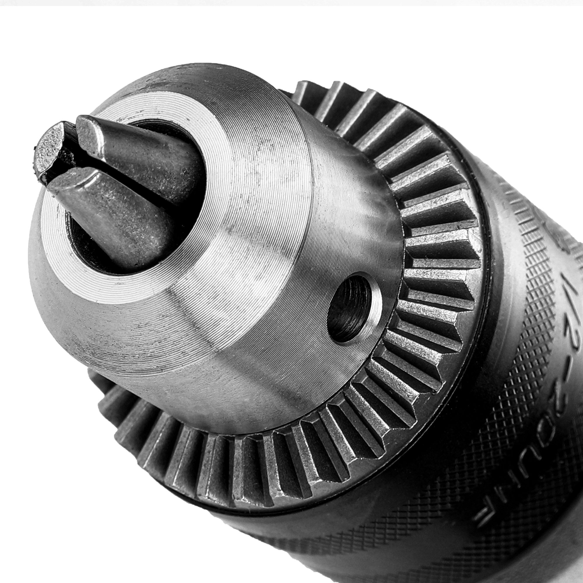 Дрель ударная электрич. P.I.T. PSB13-C8 (950Вт, ключ. патрон 13мм, 0-3000 об/мин, 0-48000 уд/мин)