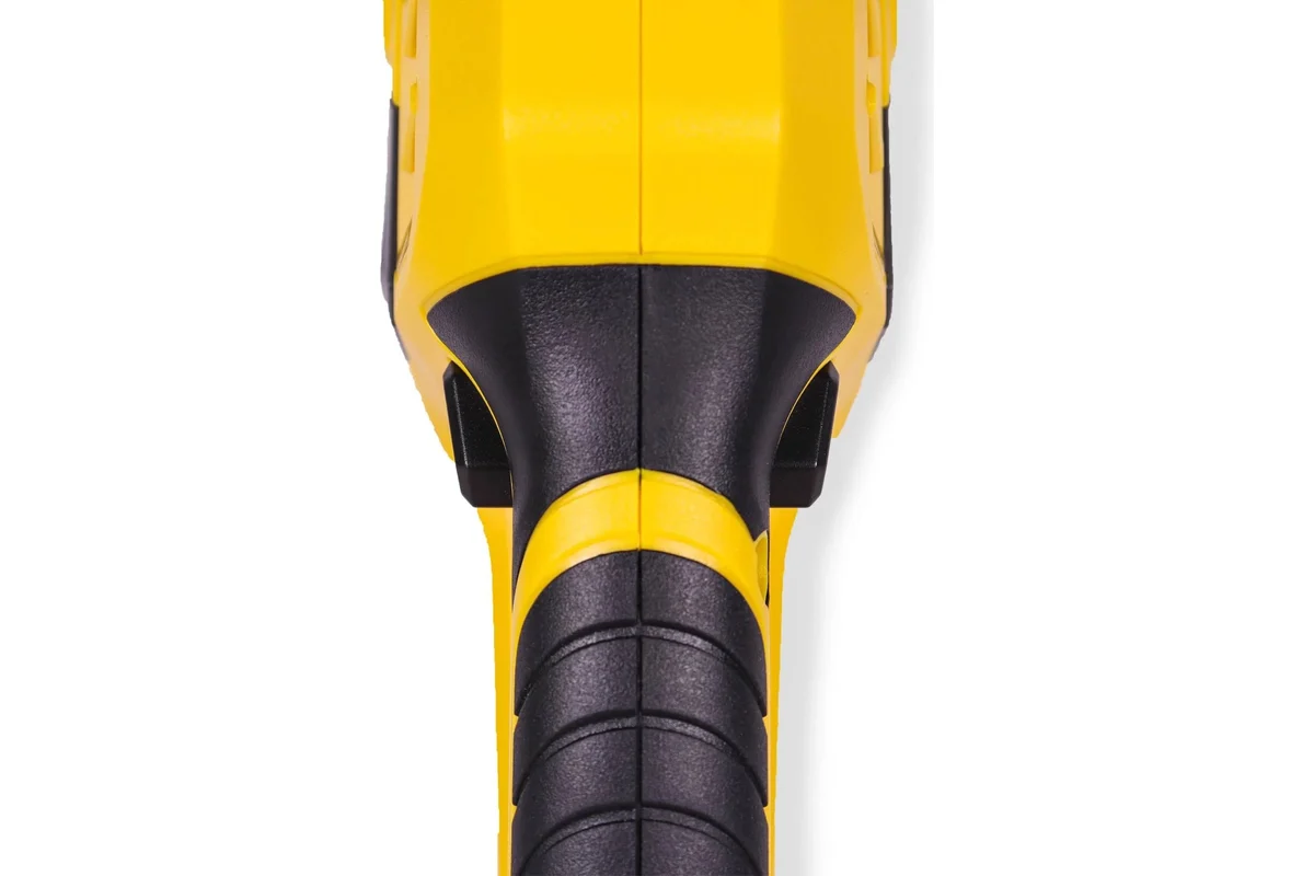 Ножницы аккумуляторные CHAMPION HTB1811 (18В4Ач Li-ion 510мм2,1кг100мин15мм1300ход/мин+АКБ( 2Ач)иЗУ)