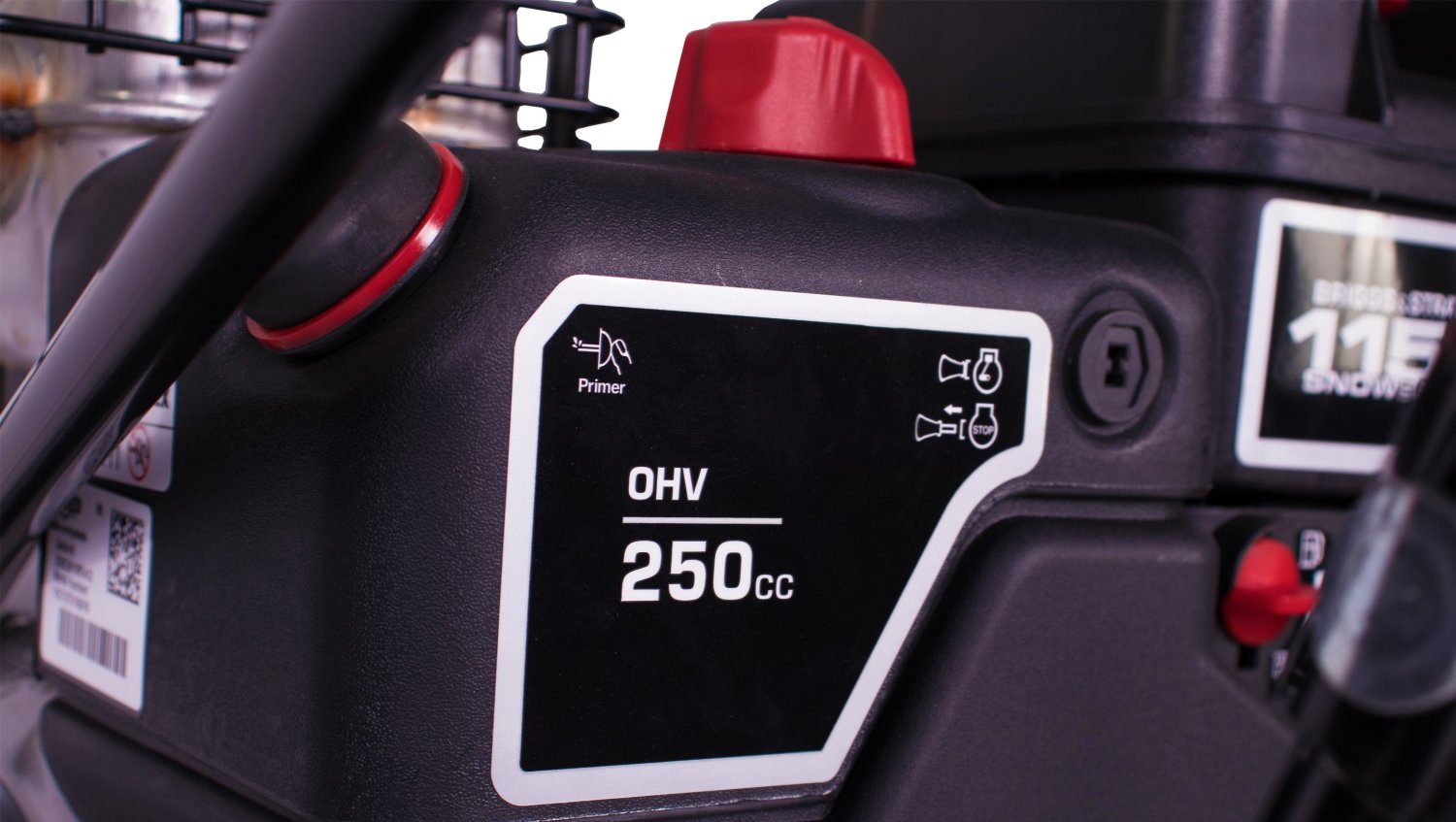 Снегоотбрасыватель CHAMPION ST761BS 6,5 л/с, шир.обр. 610 мм,6F/2R колеса, фара,эл.стартер,обогрев.