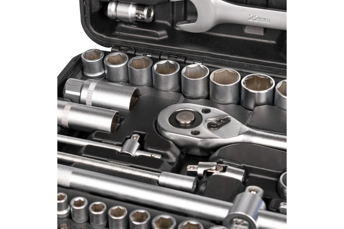 Набор инструментов 82 предмета "MASTER" AVS MTS-82