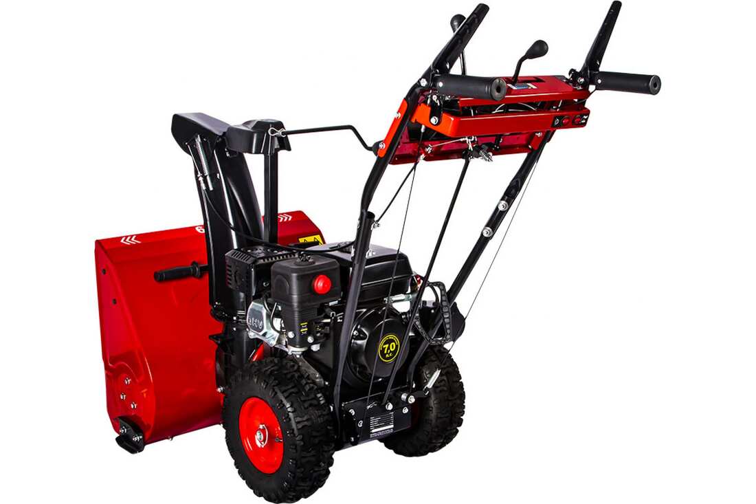 Снегоуборщик бензиновый DDE ST7066E(двиг7,0л.с. захват 26'' 5 вперёд/1 назад колёса 13" эл.старт LED