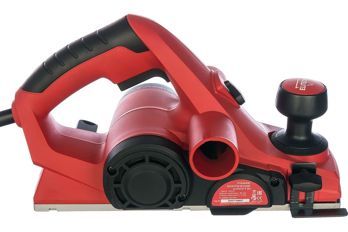 ELITECH Р 82   Рубанок, 750 Вт, шир. /гл. строг. 82/3 мм, 2,9 кг, кор.