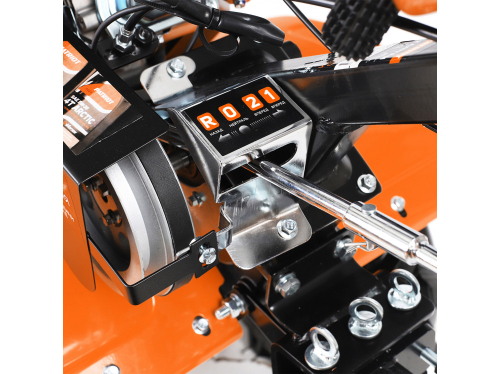 Мотоблок PATRIOT Калуга М,  дв. PATRIOT Р170FA,7л/с,,4ск вп/2назад, шир.обр. до 85см, 82кг