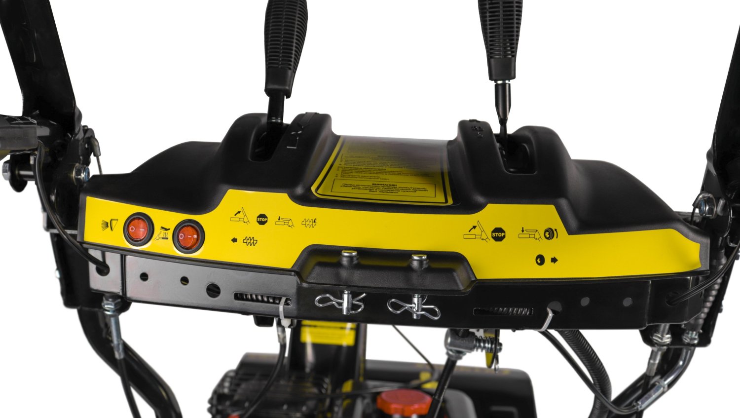 Снегоотбрасыватель CHAMPION ST761BS 6,5 л/с, шир.обр. 610 мм,6F/2R колеса, фара,эл.стартер,обогрев.